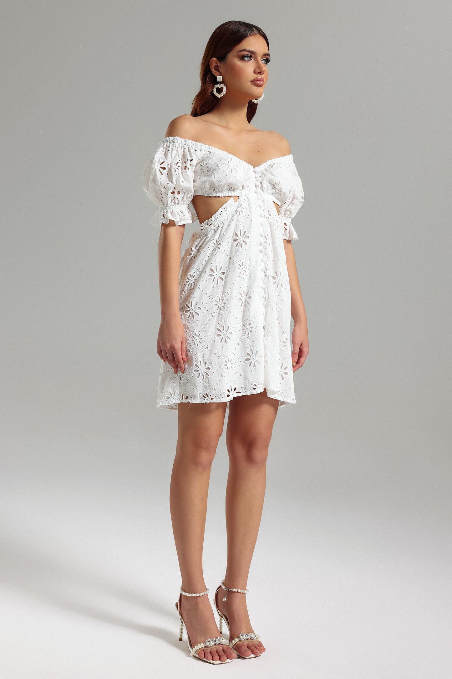 Vestido de renda fora do ombro - Lian