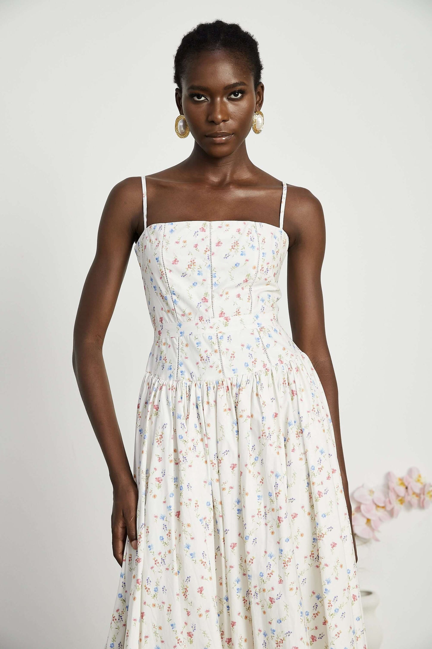 Vestido modelador decote reto - Marigold