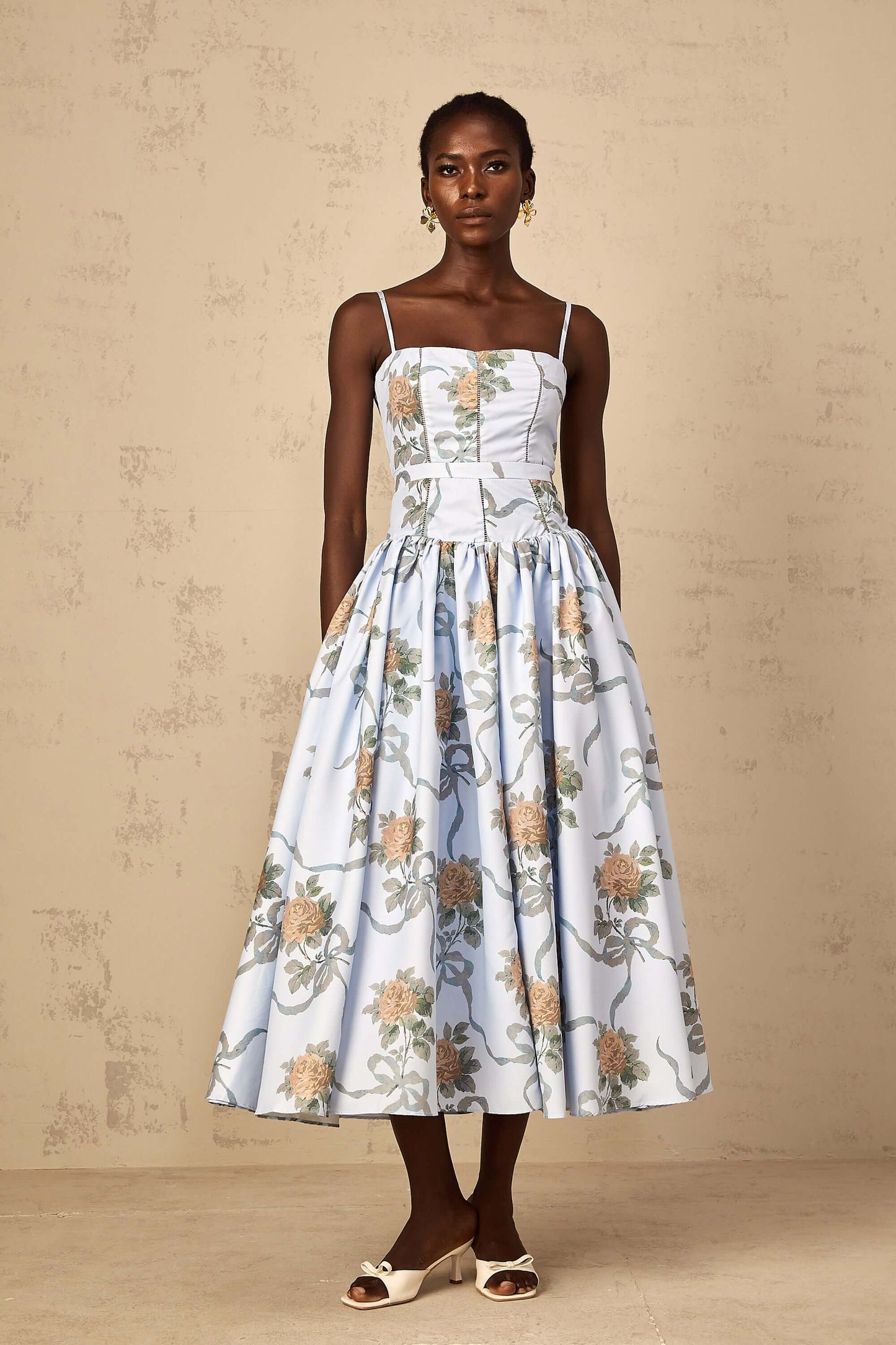 Vestido modelador decote reto - Marigold