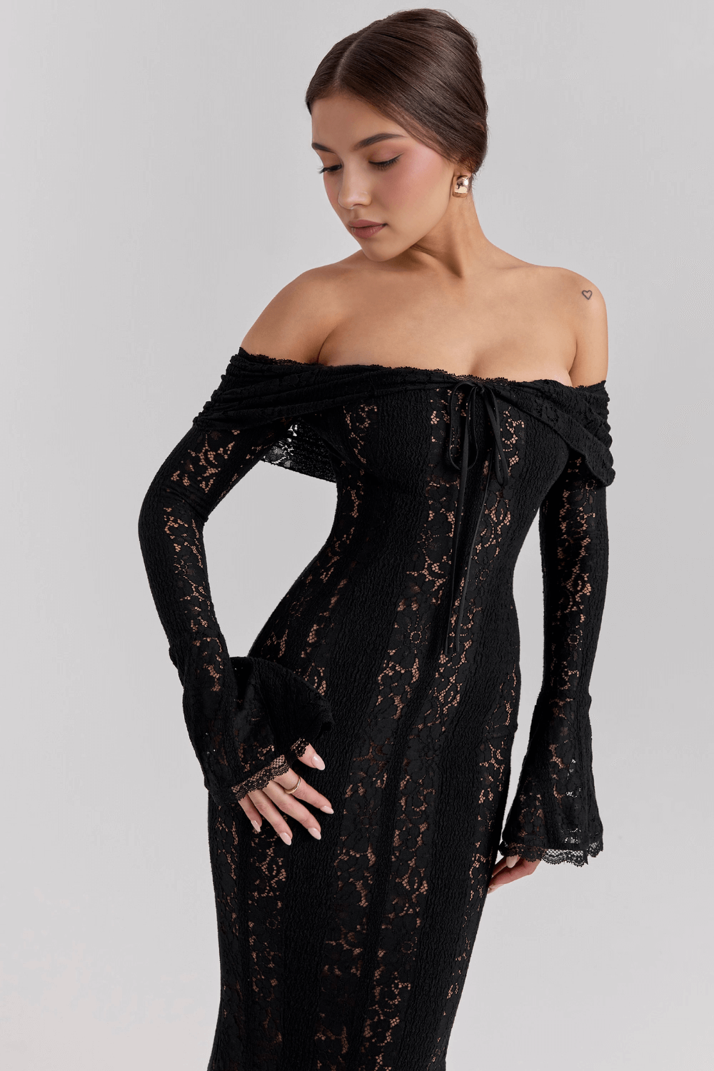 Vestido renda ombro a ombro - Brunela