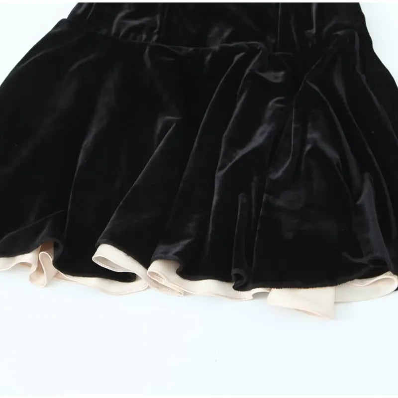 Vestido curto veludo - Milla