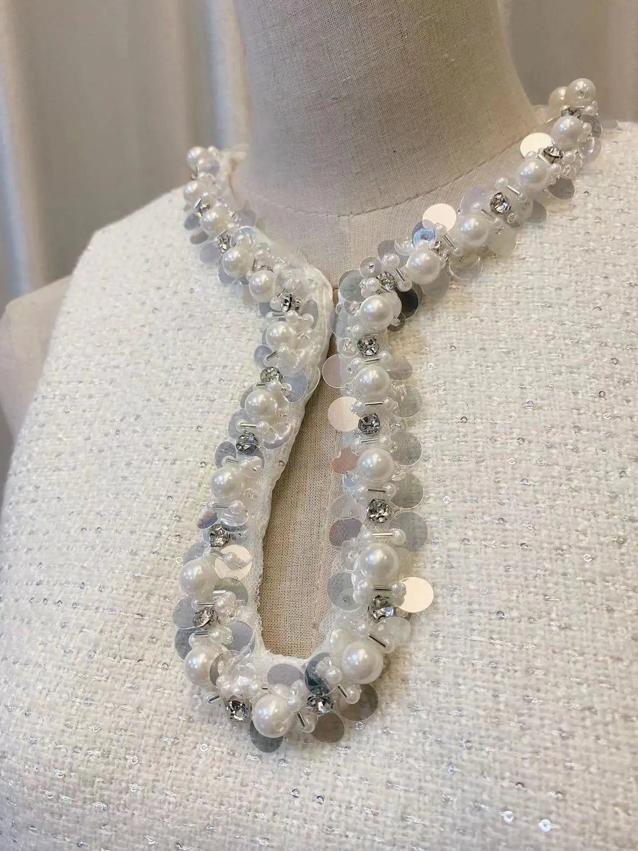 Vestido tweed bordado - Wania