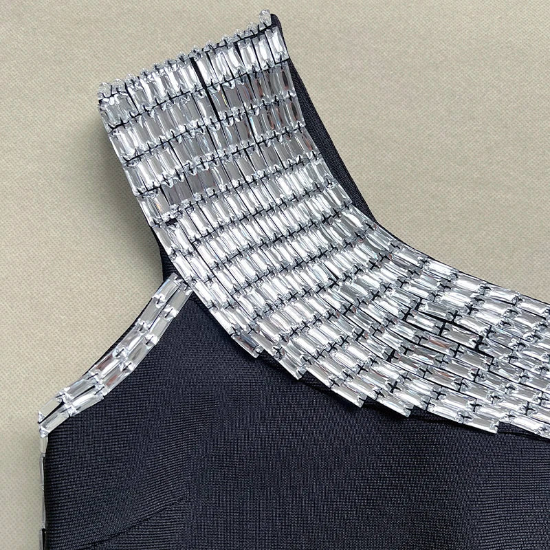 Vestido apliques de um ombro - Giulie