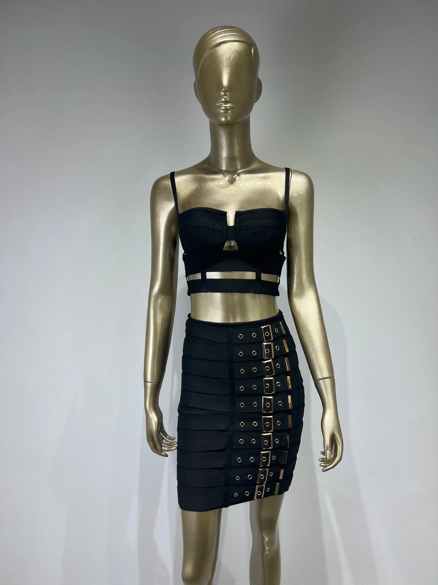 Conjunto recorte cintos de metal - Lidie