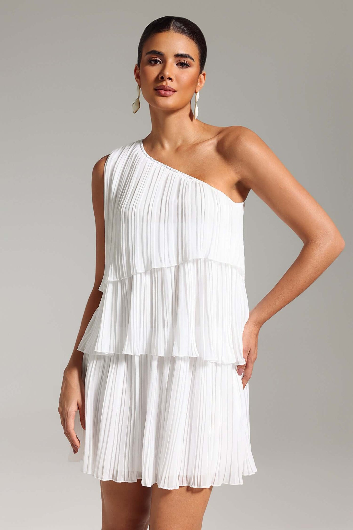 Vestido um ombro só em camadas - Mayla