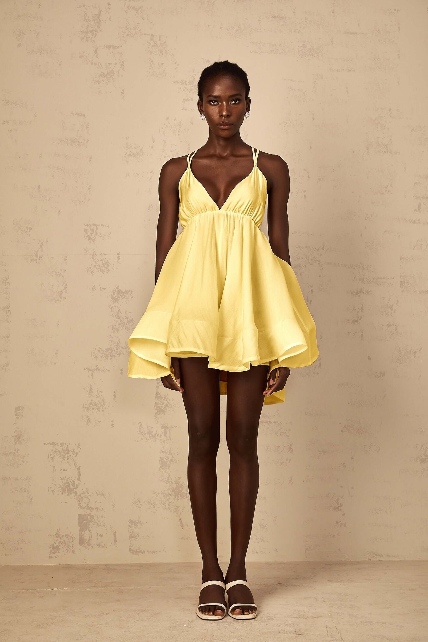 Vestido bufante sem costas - Cinthia