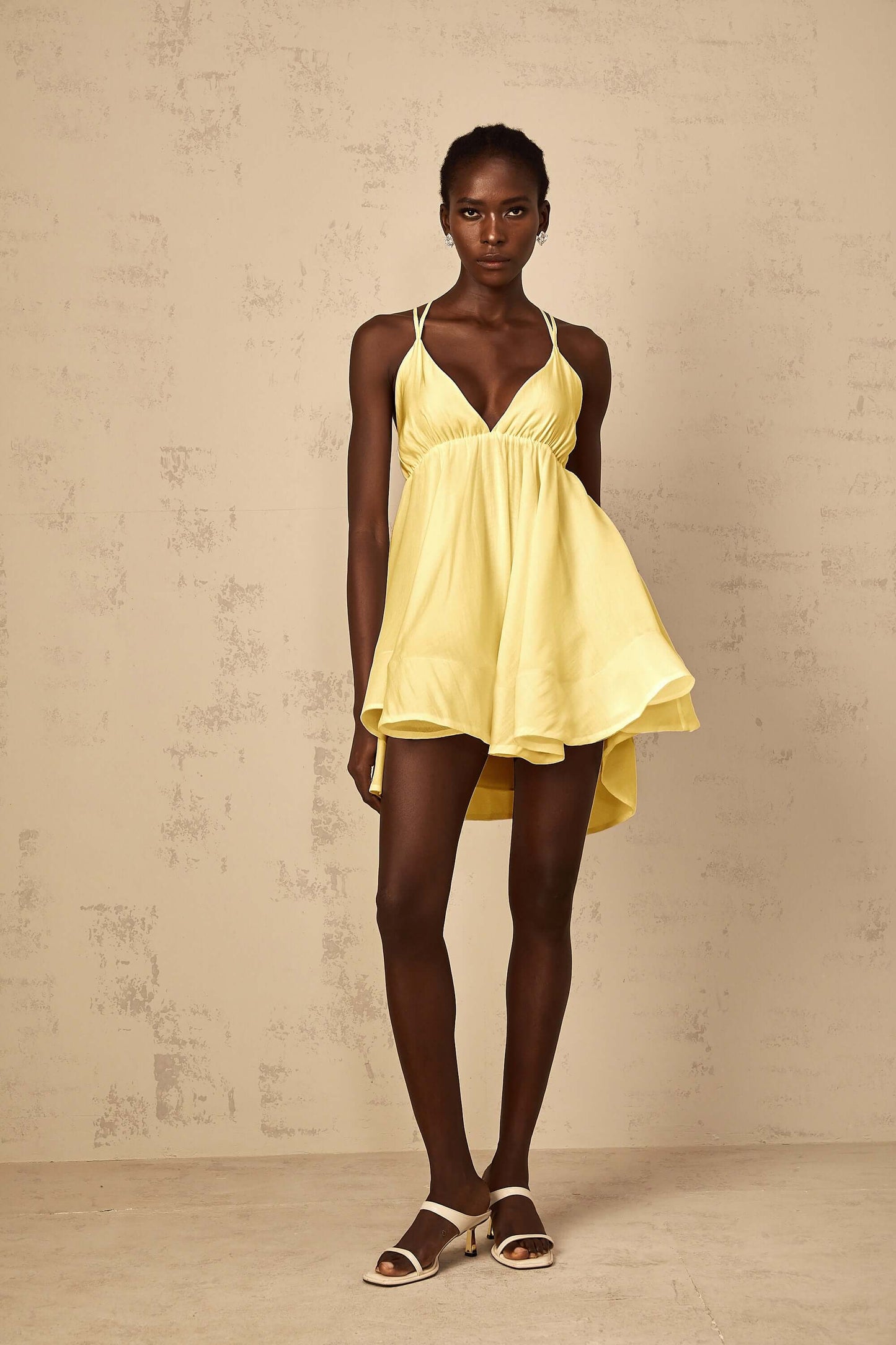 Vestido bufante sem costas - Cinthia