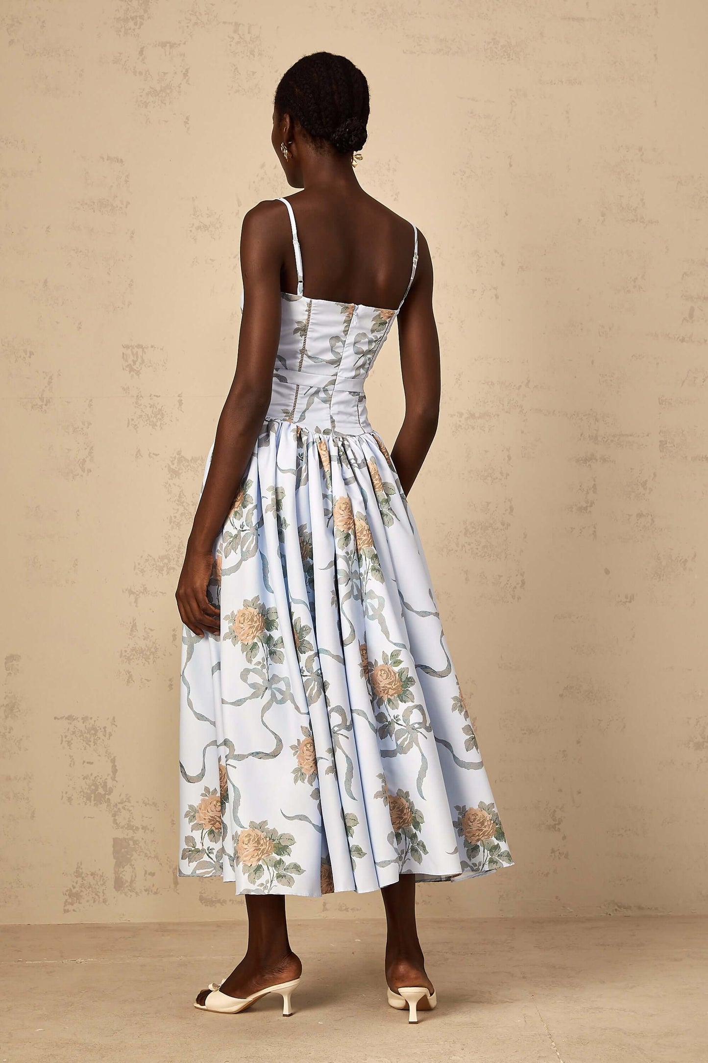 Vestido modelador decote reto - Marigold