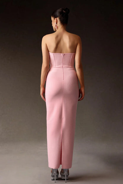 Vestido apliques 3D sem alça - Atila