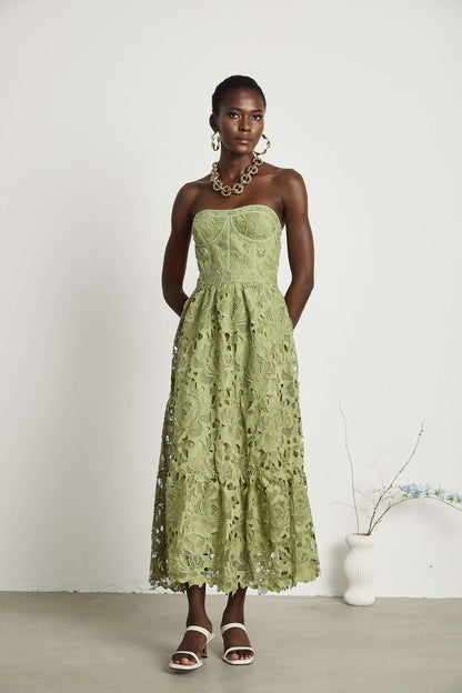 Vestido de renda sem alças - Flavia