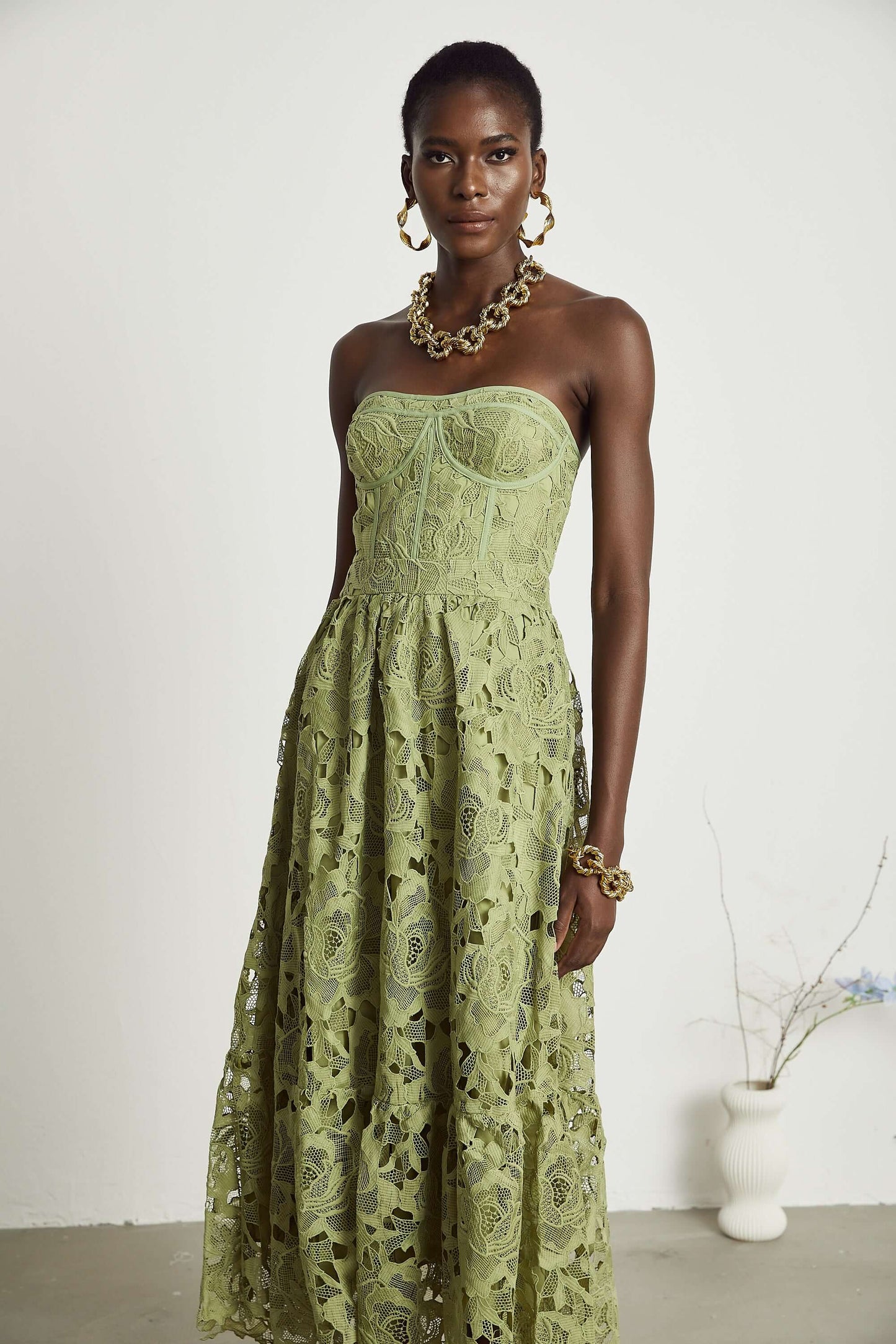 Vestido de renda sem alças - Flavia