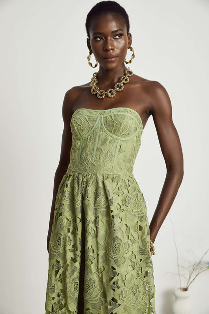 Vestido de renda sem alças - Flavia