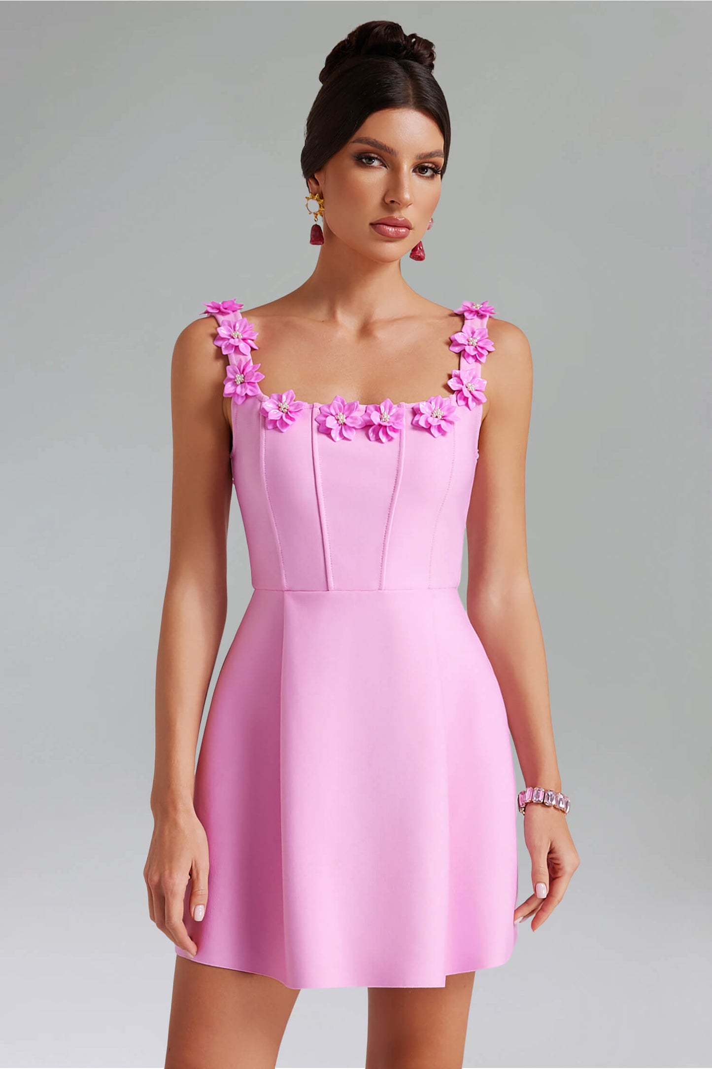 Vestido curto com apliques - Anita