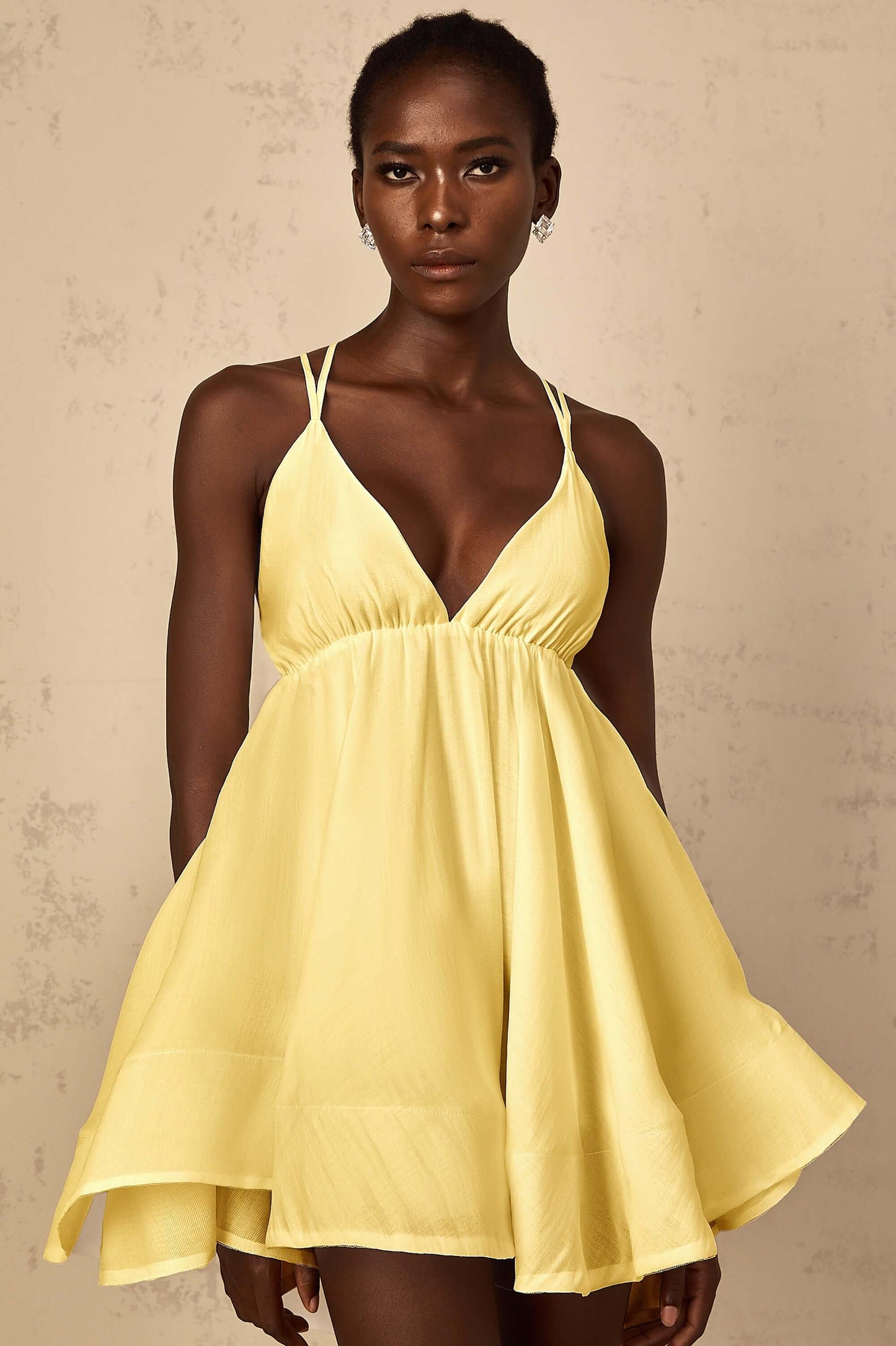 Vestido bufante sem costas - Cinthia