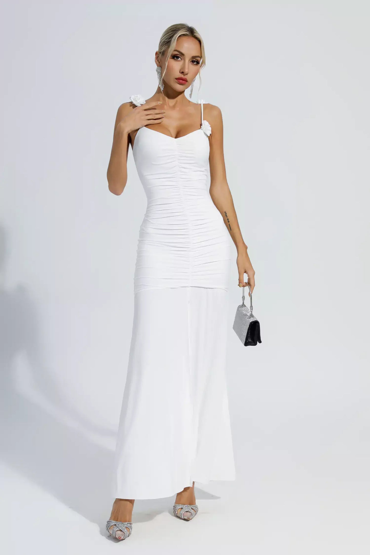 Vestido com fenda e alças finas - Wanda