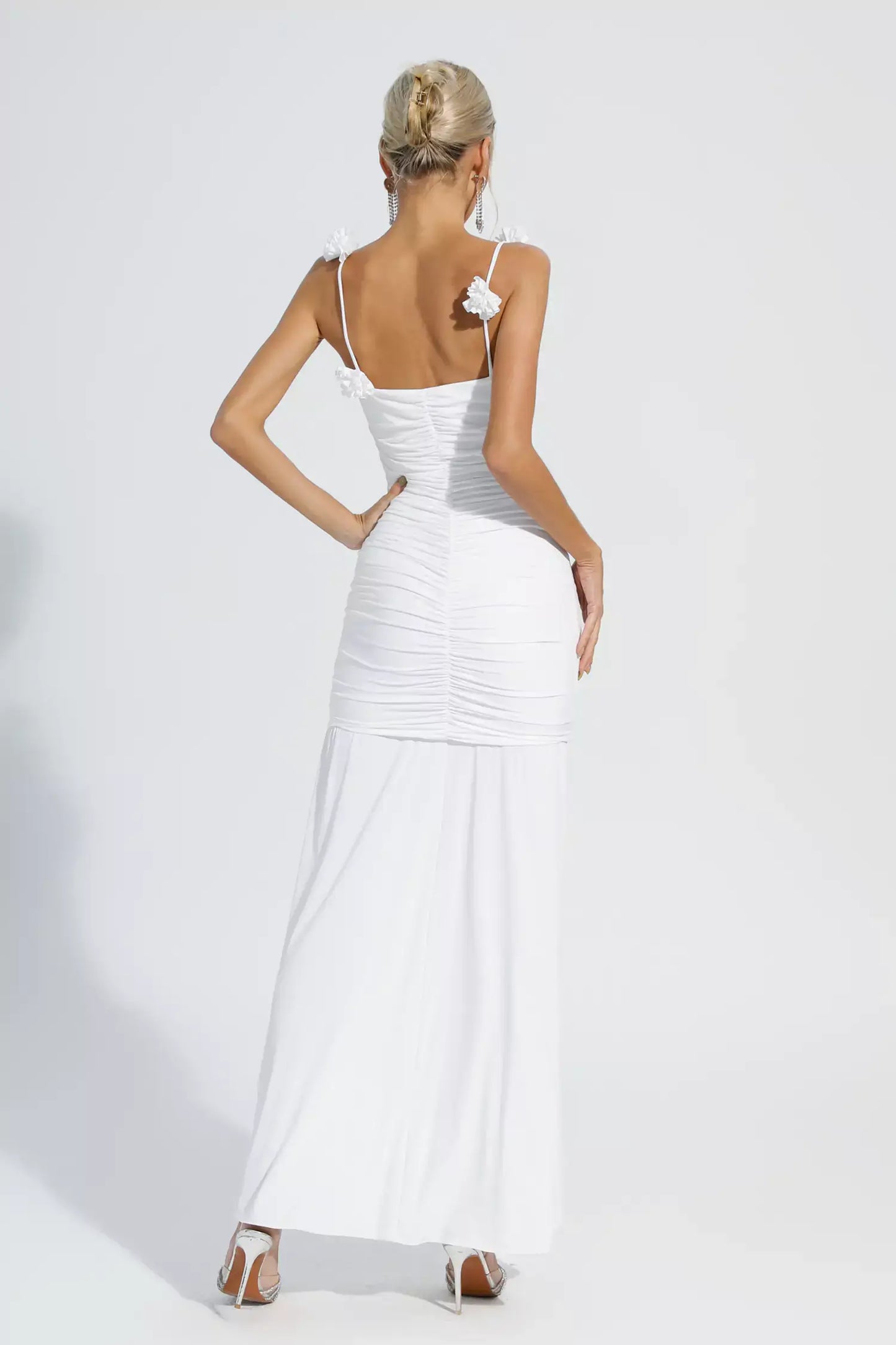 Vestido com fenda e alças finas - Wanda