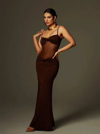 Vestido torcido com nó- Tryssia