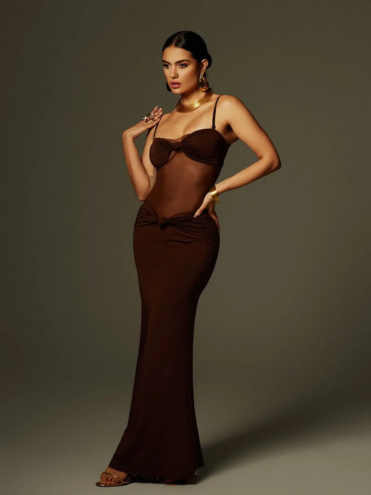 Vestido torcido com nó- Tryssia