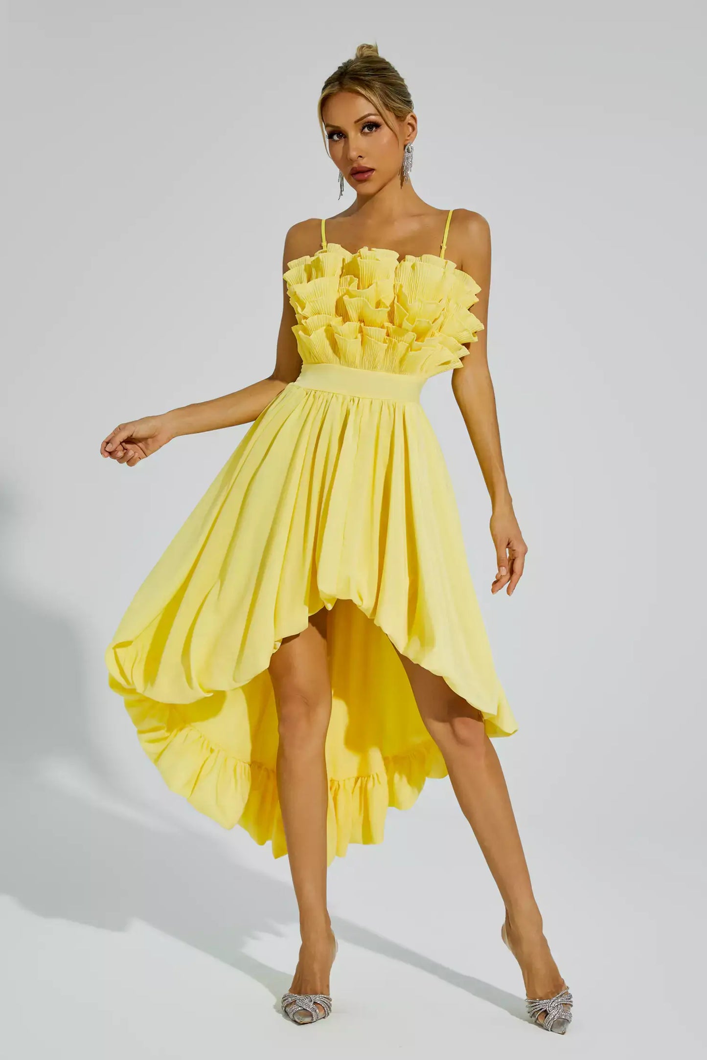 Vestido cauda em camadas - Ghisa