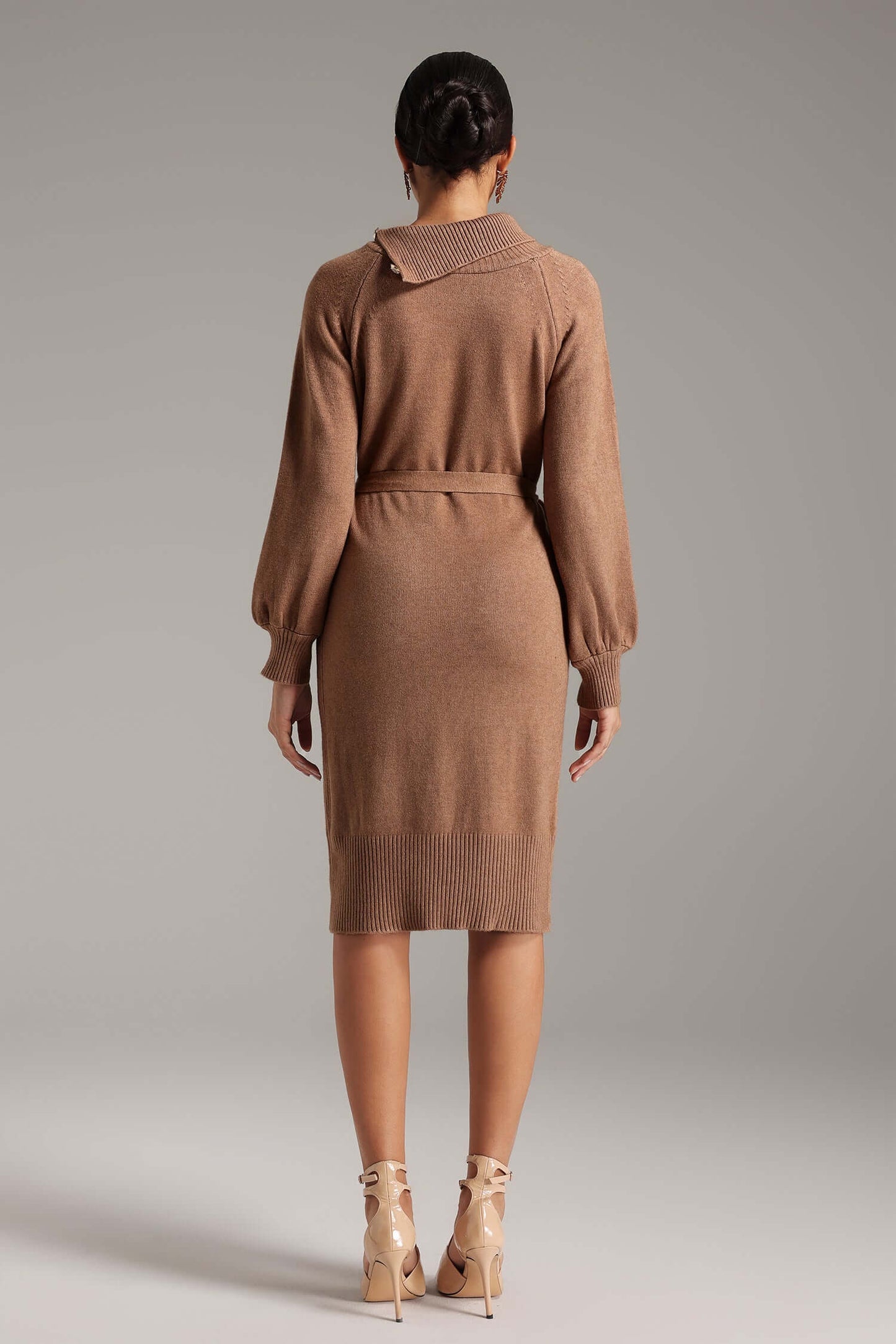Vestido gola alta e manga - Taylor