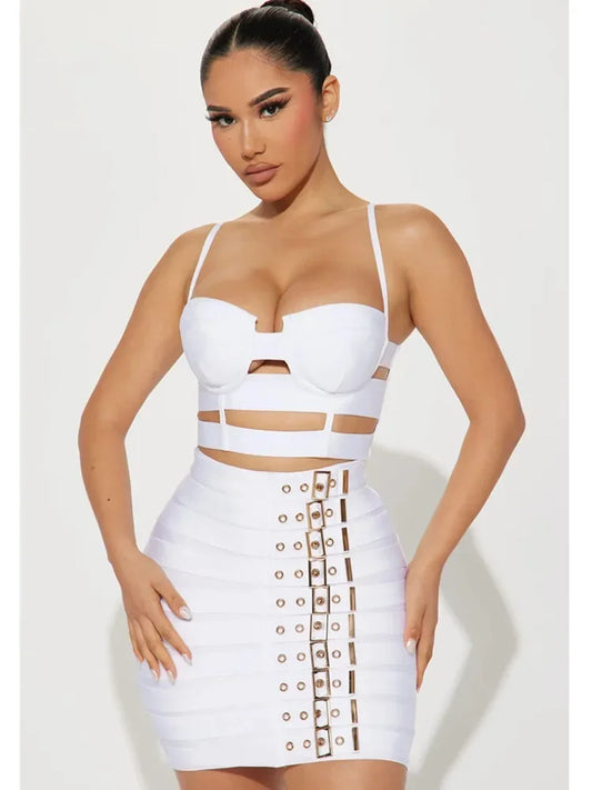 Conjunto recorte cintos de metal - Lidie