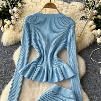 Conjunto saia sereia blusa botôes - Luiza