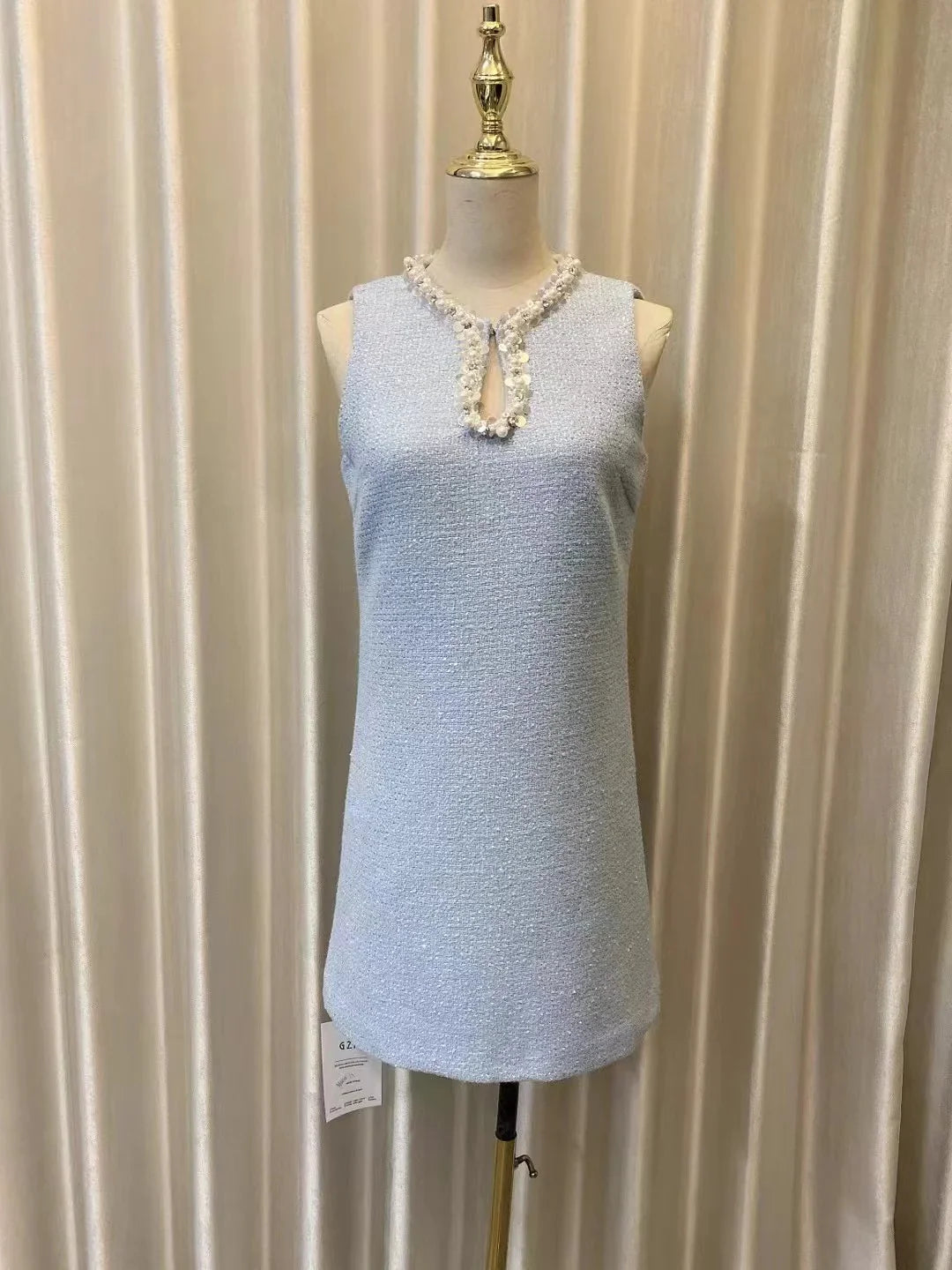 Vestido tweed bordado - Wania
