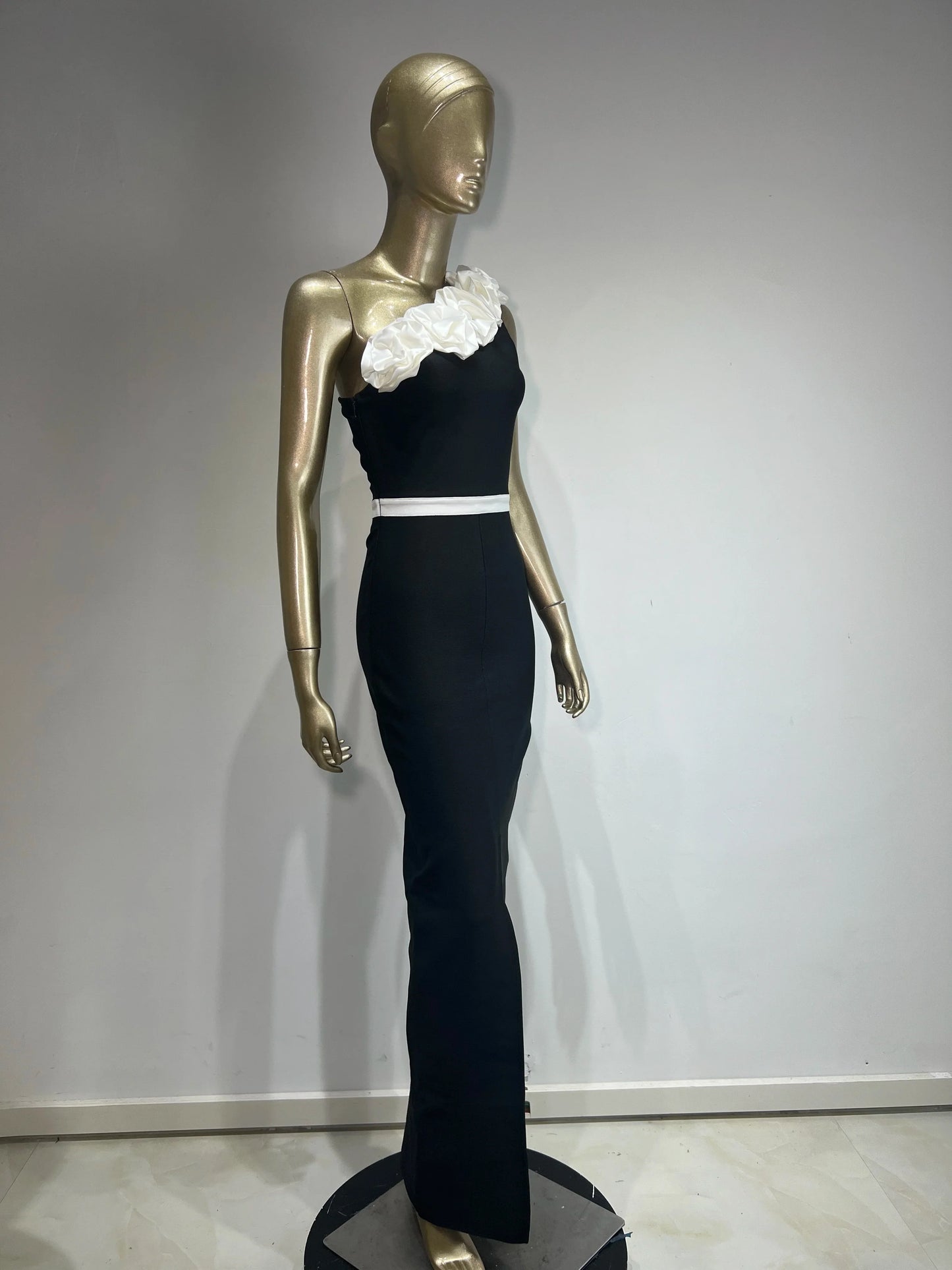 Vestido floral um ombro - Felicia