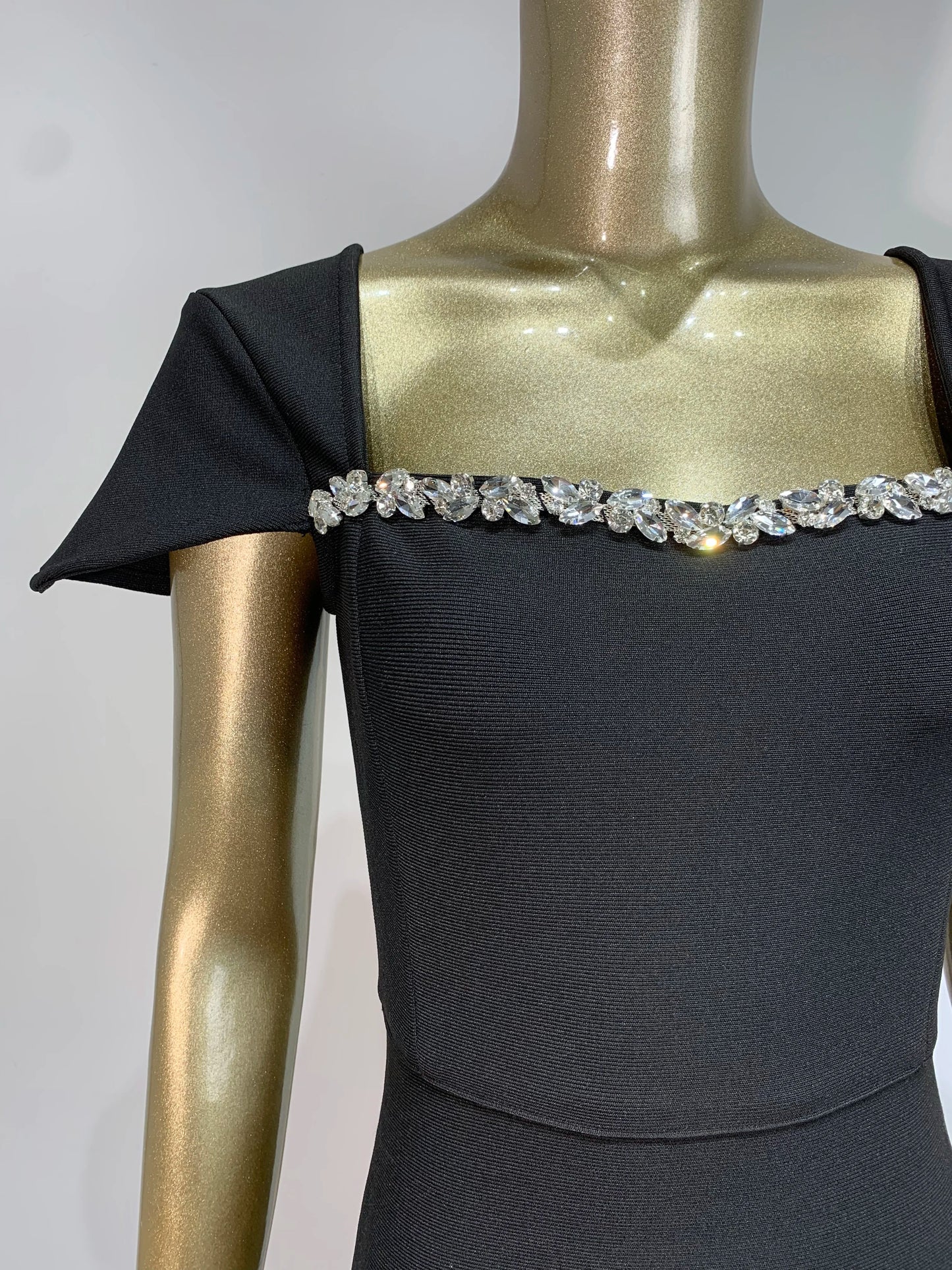 Vestido curto com aplique - Margie