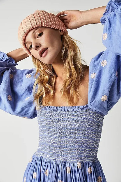Vestido casinha de abelha bordado - Hanna