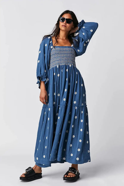 Vestido casinha de abelha bordado - Hanna